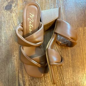 Matisse Brown slip on heel peep toe